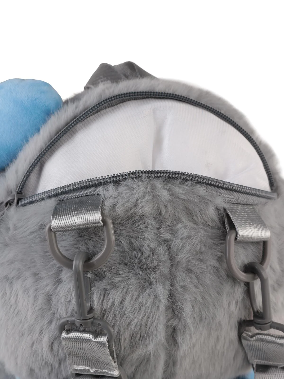 Can Oyuncak Peluş Penguen Sırt Çantası 35Cm - Image 5