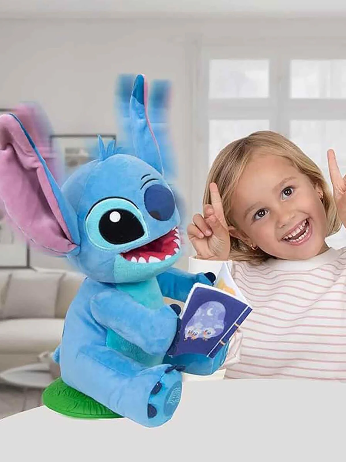 Sunman Oyuncak Club Petz Sesli Karanlıkta Parlayan Masal Anlatan Stitch İnteraktif Peluş 34 cm - Image 5
